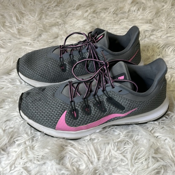 Used - Picture 4 of 6